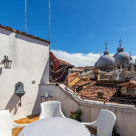 Hotel Ai Do Mori Venice
