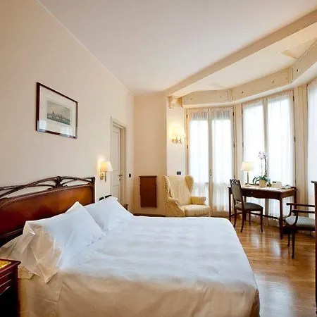 Rialto Hotel 4*