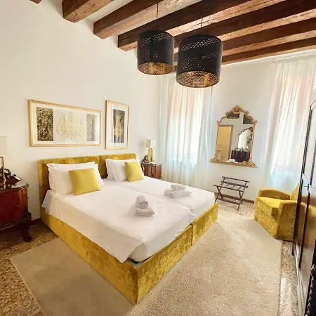 Apartment Palazzo San Samuele - Elegant In San Marco *