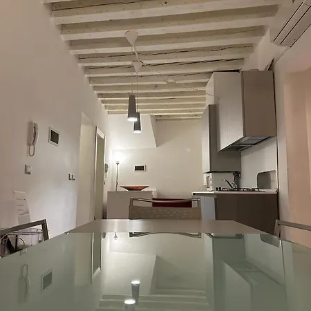Venetian Apartment