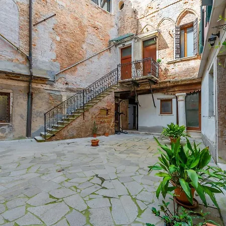 Cannaregio Romantic View Apartment *