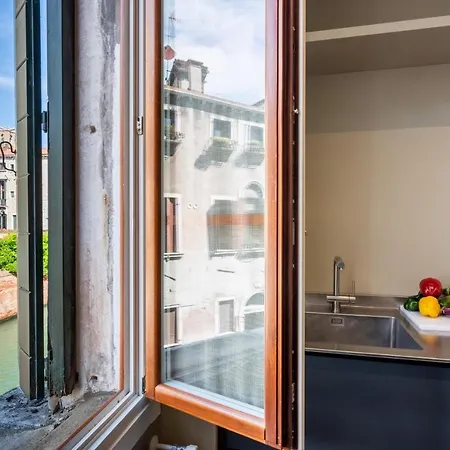 Palazzo Borgoloco Apartment Venice