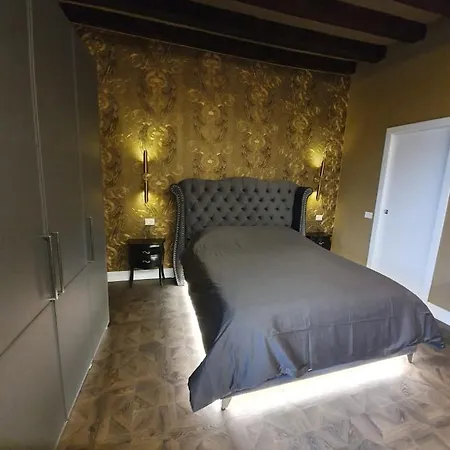 Apartment Daniela's Venetian Style *