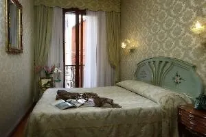 Alle Guglie Boutique 3*