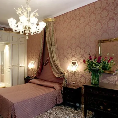 Casa Pisani Canal Venecia