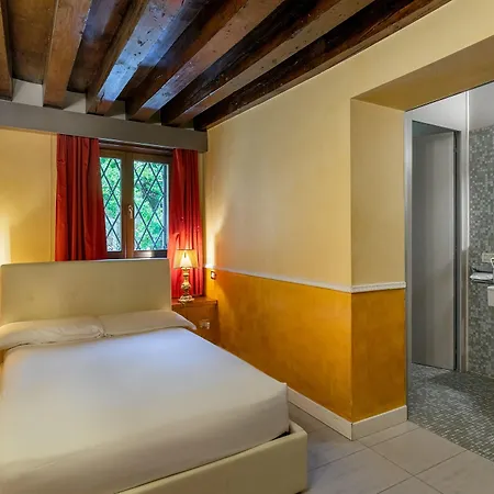 Sogno Di Giulietta E Romeo 3* ונציה