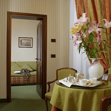 Hotel Kette 4*