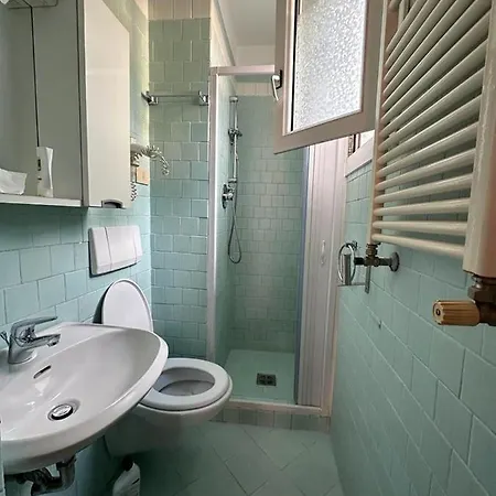 Venice Guest House Konukevi Venedik