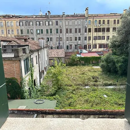 Konukevi Venice Guest House