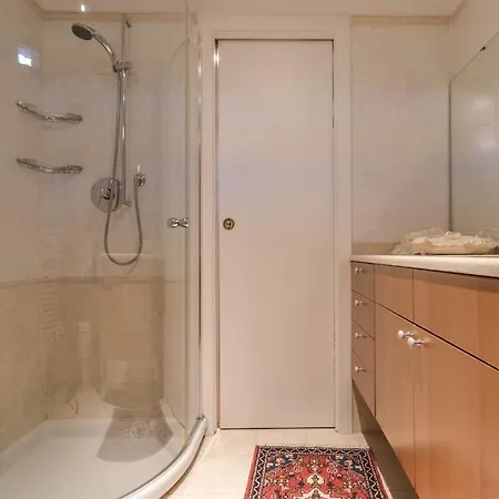 아파트 Charming Loft With Roof Terrace Close To S. Marco