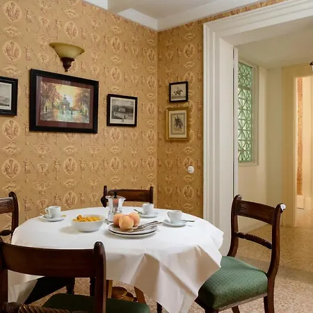 Imperiale Piano Nobile Apartment Venice
