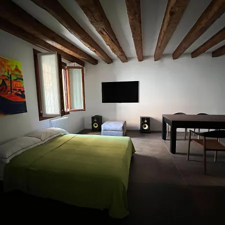 Apartament Luxury - Private Jacuzzi And Design