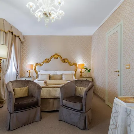 Concordia Hotel 4*