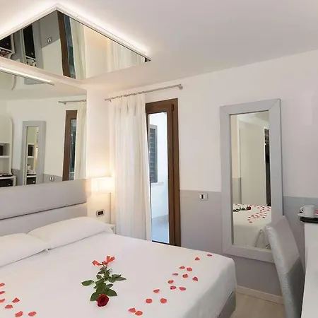Unahotels Ala *