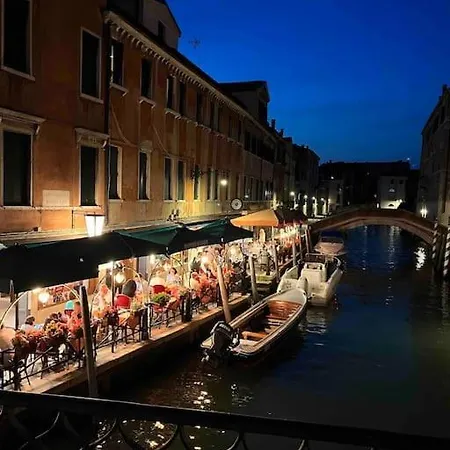 Ponte Dei Greci * Venise