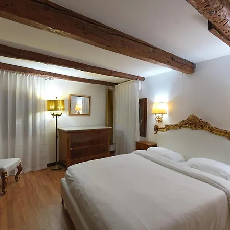 Lalux Apartament *