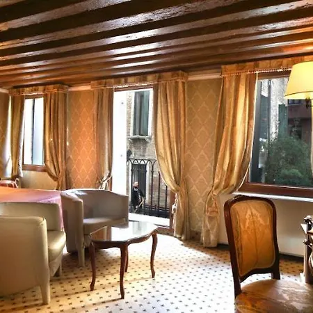 Colombina Hotel 4*