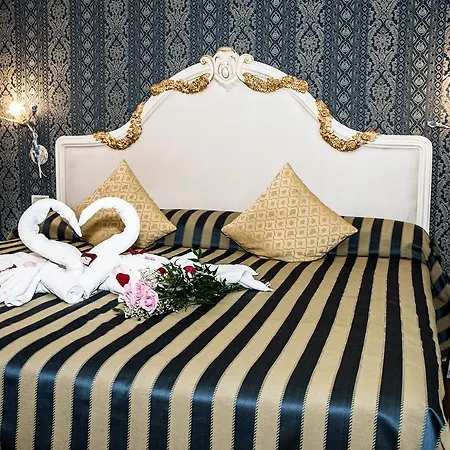 Residenza Nobile - Locazione Turistica בית הארחה 2*