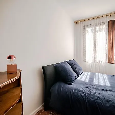 Apartment Delightful At 5 Mins From Rialto Bridge *