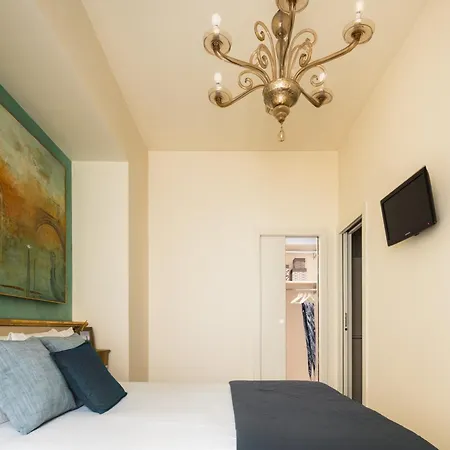 Grand Canal Luxury With Terrace R&r Apartment Venice