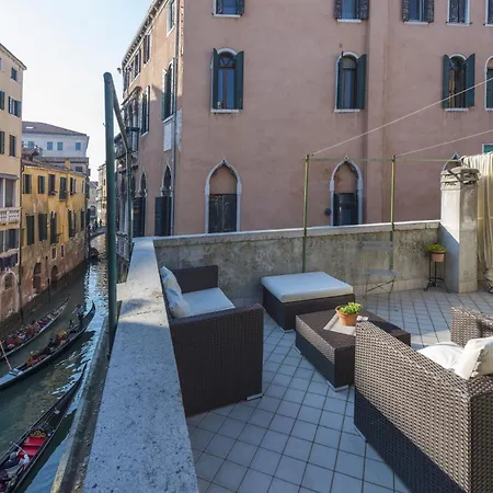 Tre Sestieri Terrace - Canal View 2024 Guest house Venice