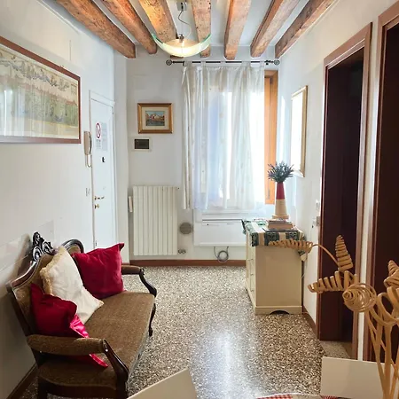 Apartment San Bortolomio *