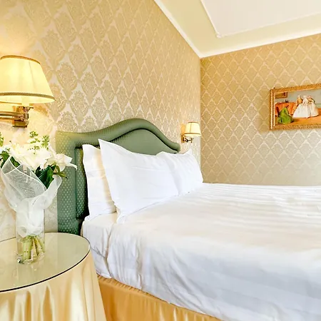 Colombina Hotel