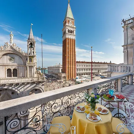 Due Leoni Terrace In St Mark's Square Venice