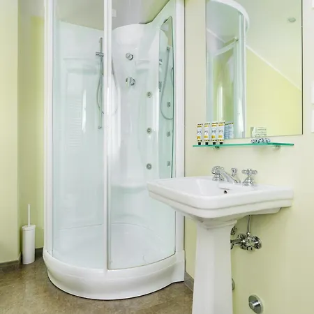 Apartment Due Leoni Terrace In St Mark's Square *