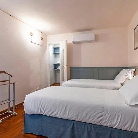 Apartment San Silvestro House
