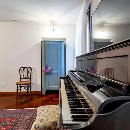Apartment San Silvestro House