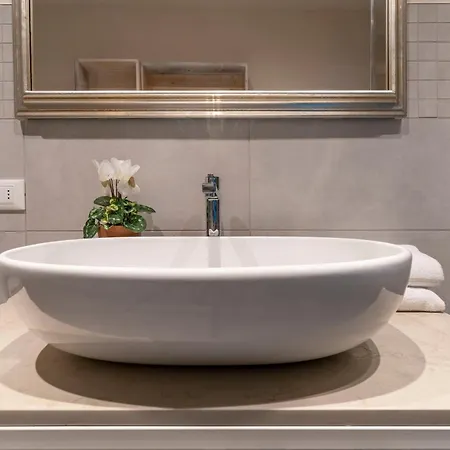 San Silvestro House Apartment *