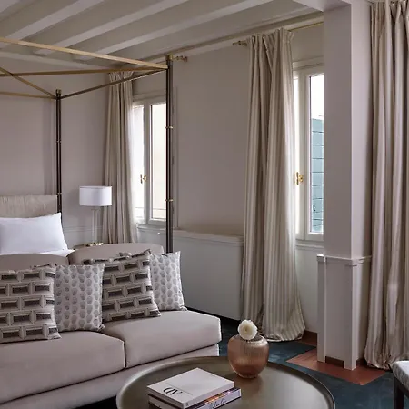Violino D'oro Hotel