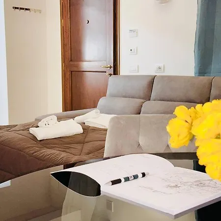Gloria Luxury Apartament *