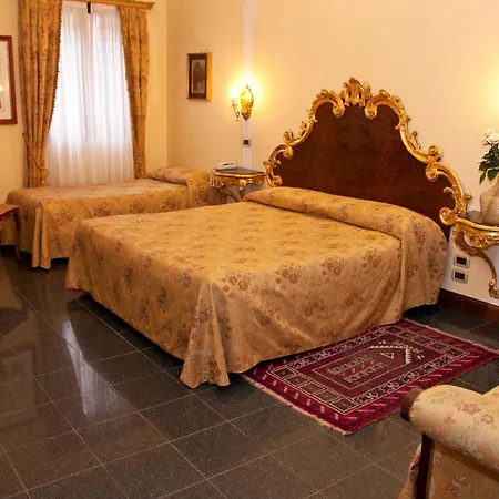 Hotel Residenza D'epoca San Cassiano 4*