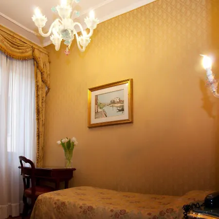 Hotel Residenza D'epoca San Cassiano 4*