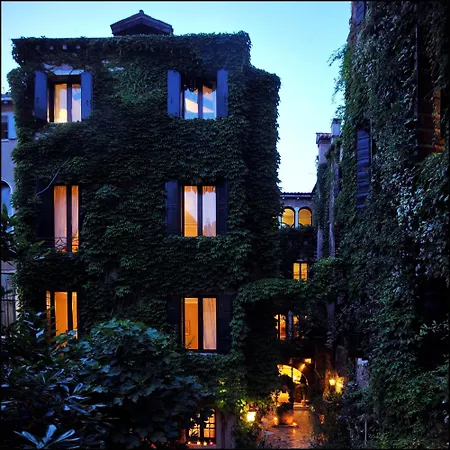 Hotel Flora Venezia