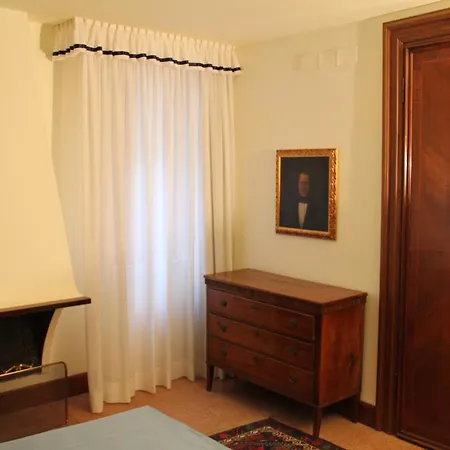Sarai Βενετία