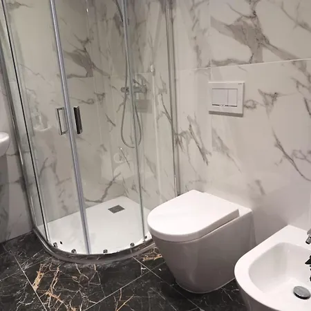 In - Luxury Apartment