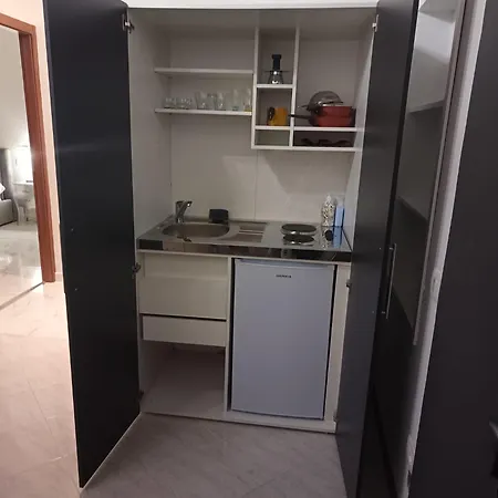 In - Luxury Apartment *