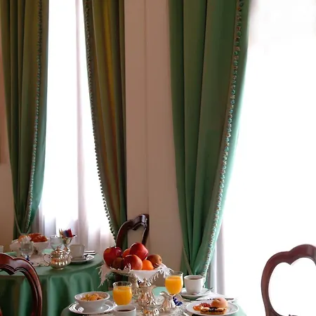 Apostoli Palace Bed & Breakfast