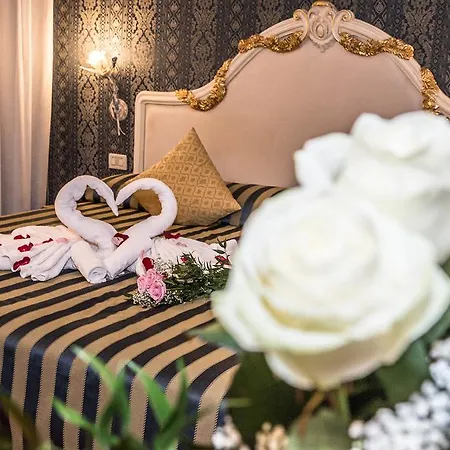 Residenza Nobile - Locazione Turistica בית הארחה 2*