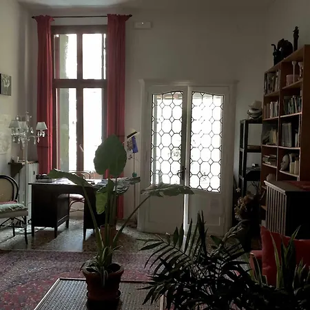Oda ve Kahvaltı Naturalmente *