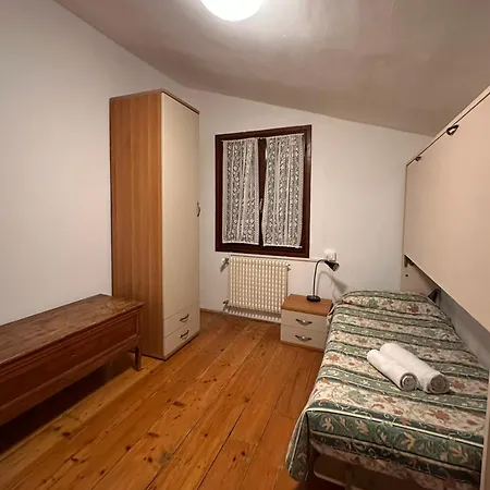 Amdg Hostel *
