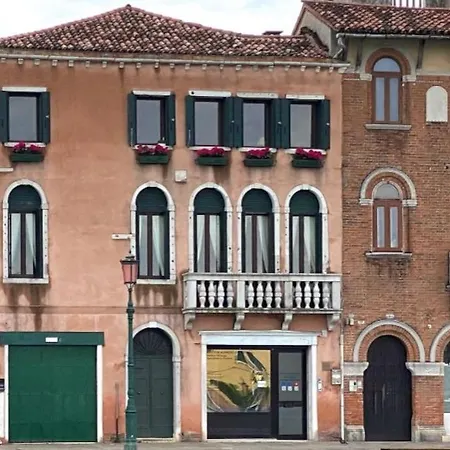 Giudecca Luxury Waterfront By Venicevillas Apartment *