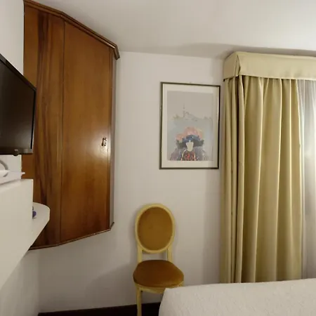 Hotel Ai Do Mori Venice