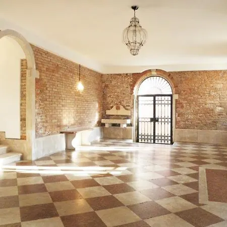 Apartment Ca' De La Comare, Relaxing And Elegant On Canal Grande