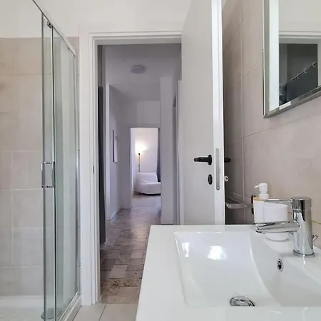Free Park Hapton House Big Mama - Easy To Venice *