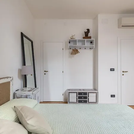 Tre Sestieri Terrace - Canal View 2024 Guest house Venice
