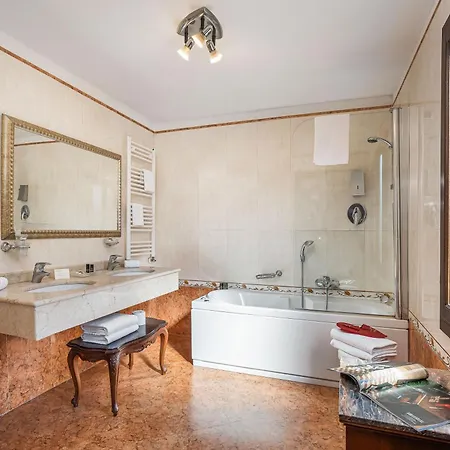 Ca' Alvise Hotel 4*